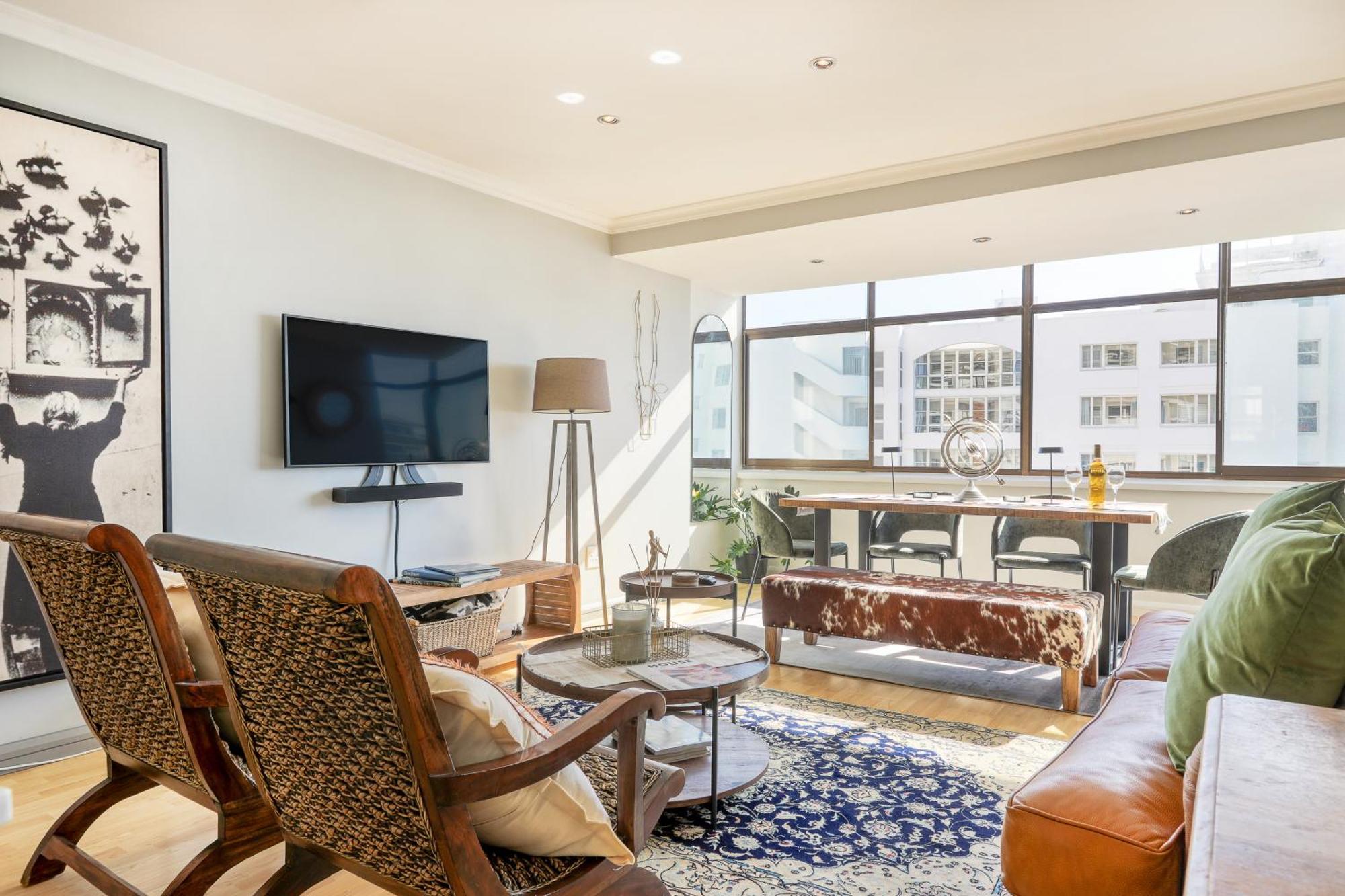 Backup-Powered Bantry Bay View 2 Bed Apartment Cape Town Bagian luar foto
