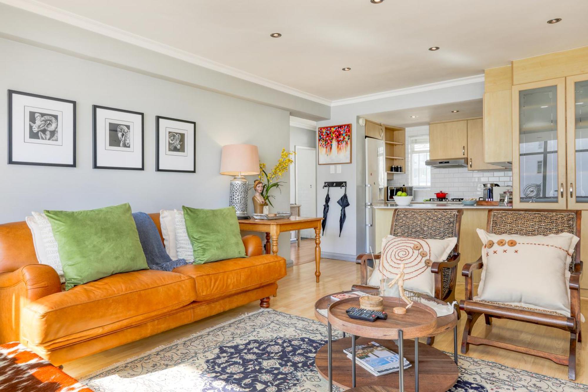 Backup-Powered Bantry Bay View 2 Bed Apartment Cape Town Bagian luar foto