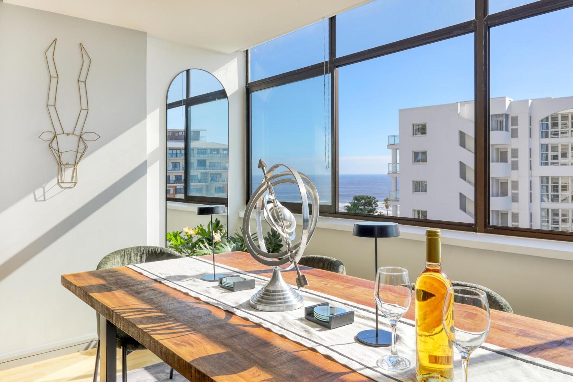 Backup-Powered Bantry Bay View 2 Bed Apartment Cape Town Bagian luar foto