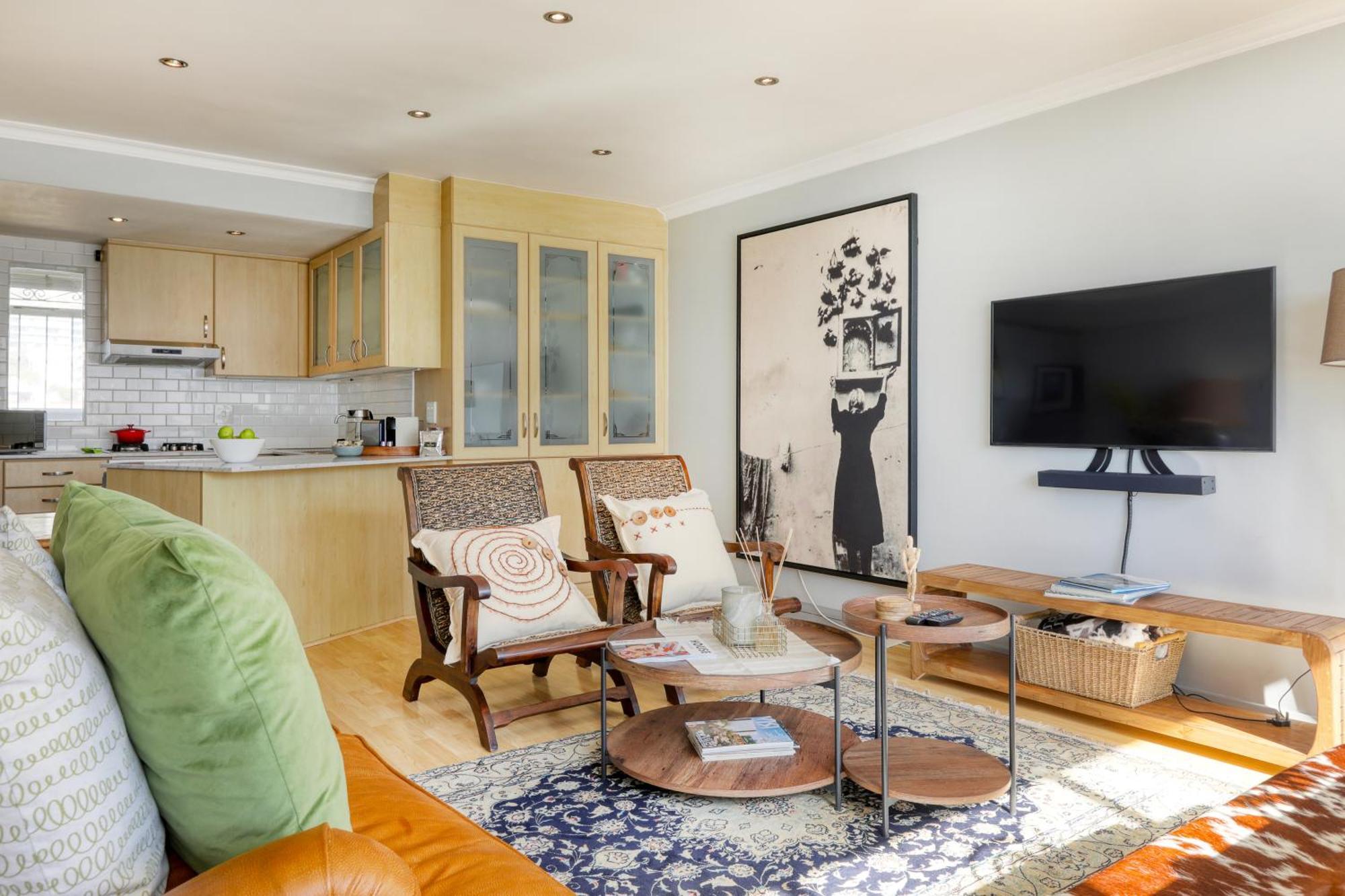 Backup-Powered Bantry Bay View 2 Bed Apartment Cape Town Bagian luar foto