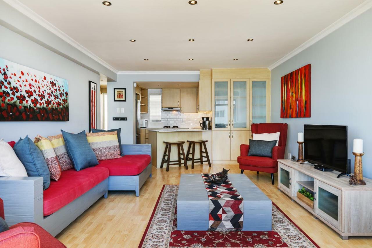 Backup-Powered Bantry Bay View 2 Bed Apartment Cape Town Bagian luar foto